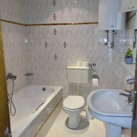 شقة Apartmanimare *