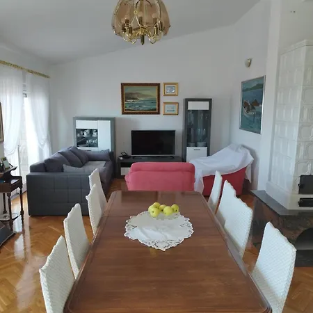 Apartmanimare شقة ماكارسكا